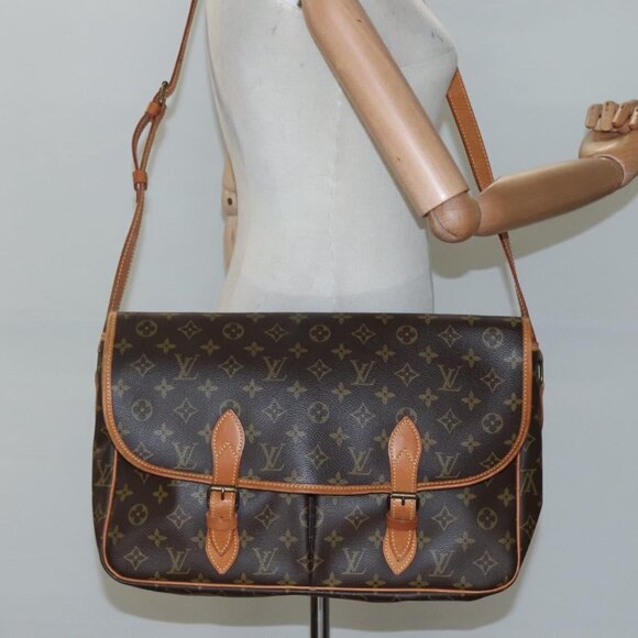 Preowned Authentic Louis Vuitton Monogram Gibeciere GM Shoulder Bag - Picture 1 of 15